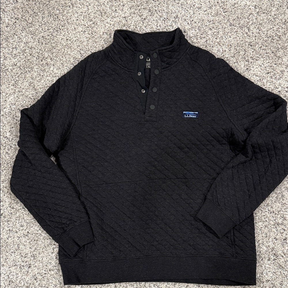 L.L. Bean Black Quilted Sweatshirt